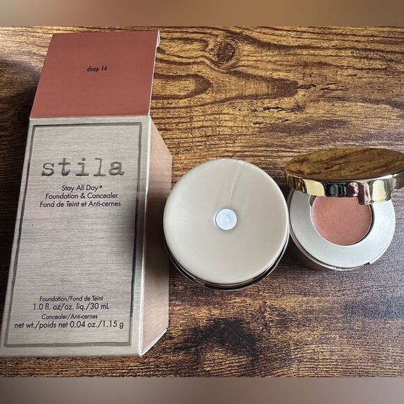 stila | All Day Foundation & Concealer in Deep - Picture 7 of 8